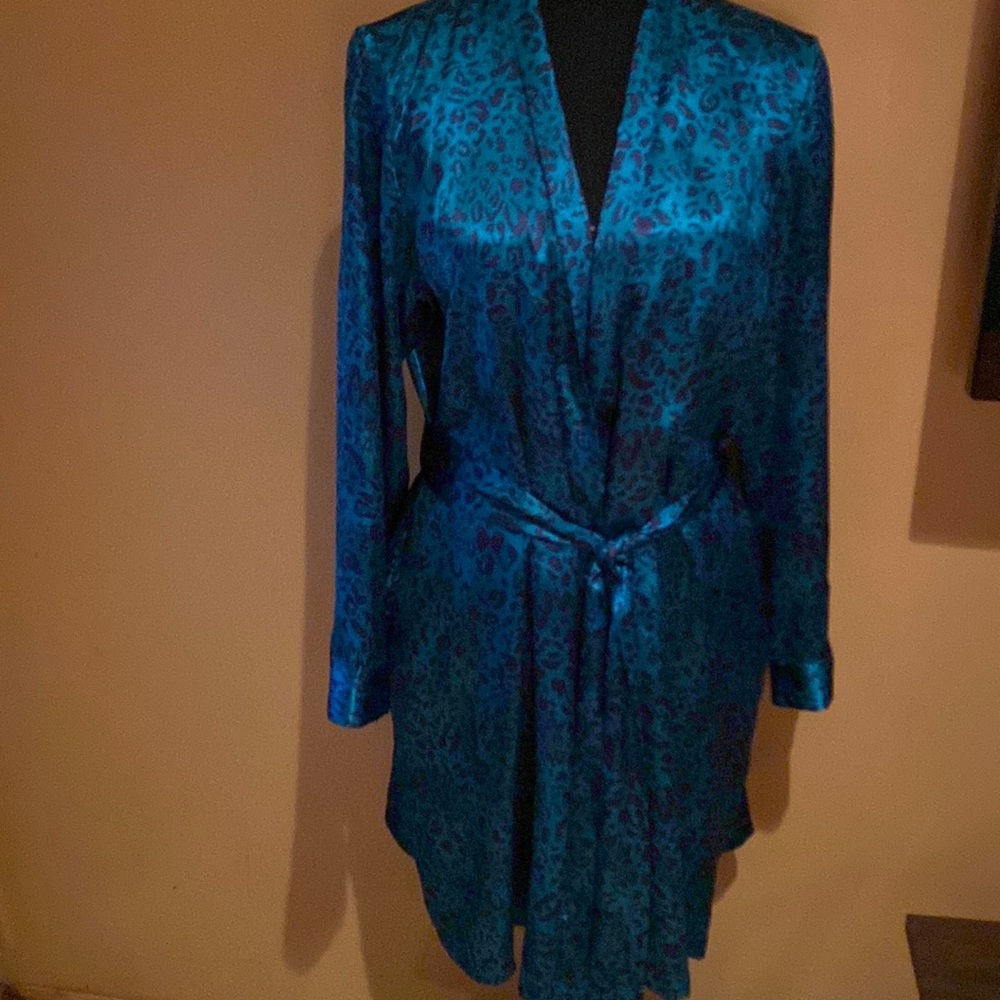 Women’s Teal and Black Cheetah Print Robe